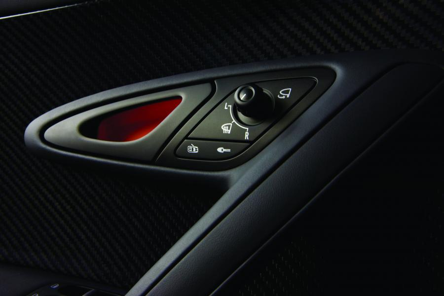  Bugatti Veyron 16.4 Super Sport 2010 года  (фото 51 из 103)